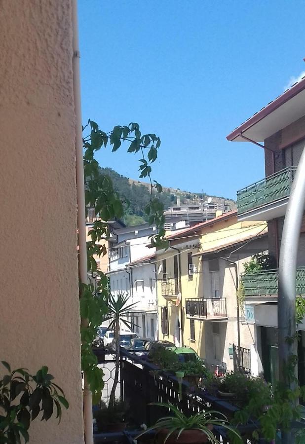 Appartamento Luzzi Tagliacozzo Dış mekan fotoğraf